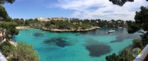 Mallorca: Die Bucht Cala Ferrera.