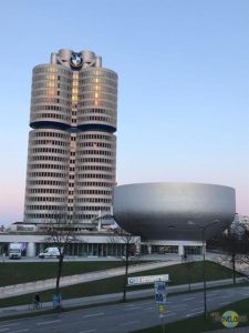 Muenchen-BMW-Headquarter-1