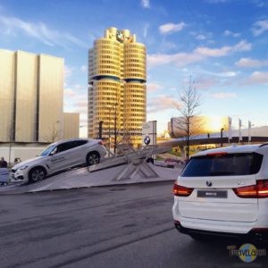 Muenchen-BMW-Welt-1